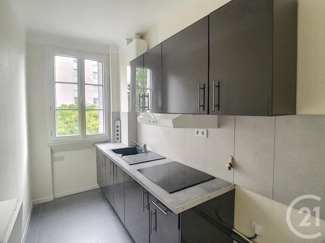 Appartement à louer - 2 pièces - 37.5 m2 - COLOMBES - 92 - ILE-DE-FRANCE - Century 21 Beaurepaire