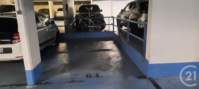 parking à louer - 5.0 m2 - BOIS COLOMBES - 92 - ILE-DE-FRANCE - Century 21 Beaurepaire